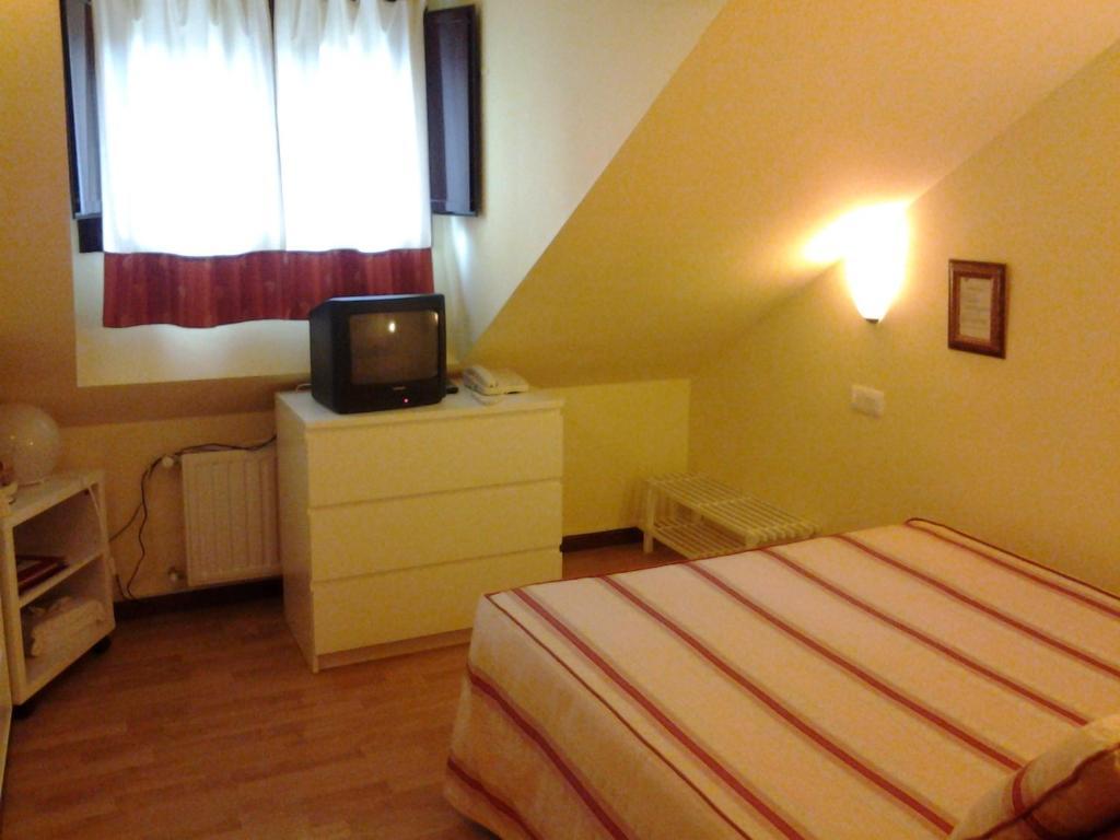 Hotel Foronda Pando  Zimmer foto